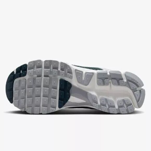 9.5W / 8M - [NEW] Women's Nike Zoom Vomero 5 Shoes 'White' HV2412-100 - Picture 2 of 10